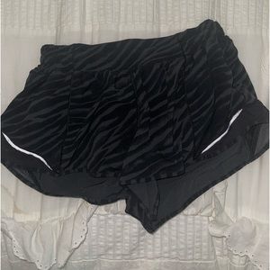 Lululemon Hotty hot shorts